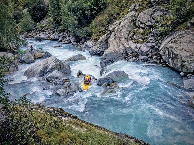 On vous parle de rafting, de kayak et de rivières autour de Serre Chevalier mais aussi dans toutes les Alpes